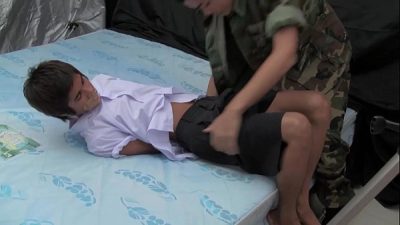 Phim sex gay quân đội cùng cậu trai trẻ